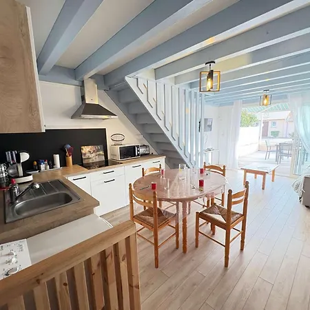 Maison Renovee 2023 A 2 Pas De L'ocean Avec Terrasse Et Wifi - Fr-1-831-15 Tatil Evi