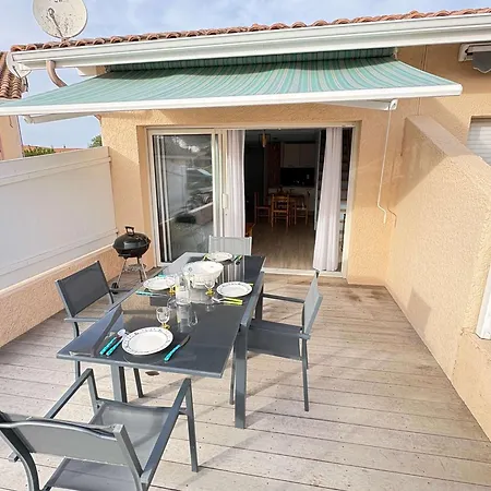 Maison Renovee 2023 A 2 Pas De L'ocean Avec Terrasse Et Wifi - Fr-1-831-15 *