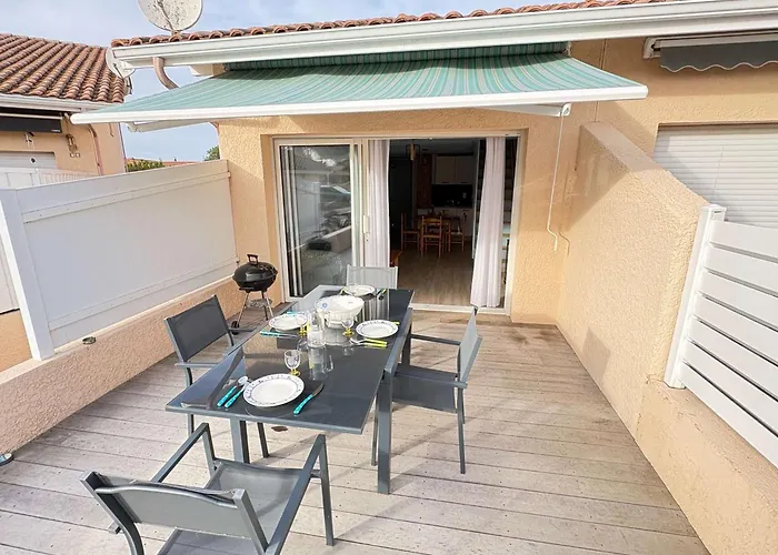 Maison Renovee 2023 A 2 Pas De L'ocean Avec Terrasse Et Wifi - Fr-1-831-15 *